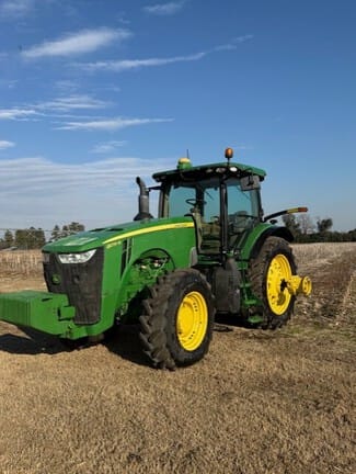 2016 John Deere 8270R Equipment Image0