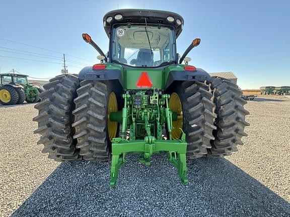 Image of John Deere 8270R equipment image 2