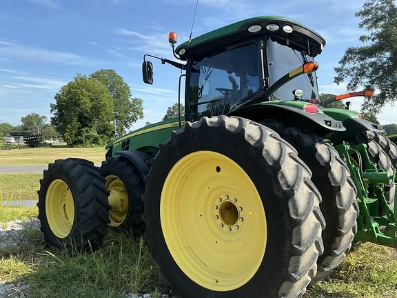 Image of John Deere 8295R equipment image 4