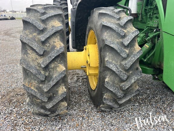 Image of John Deere 8295R equipment image 1