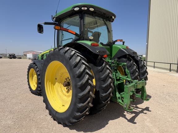 Image of John Deere 8295R equipment image 1