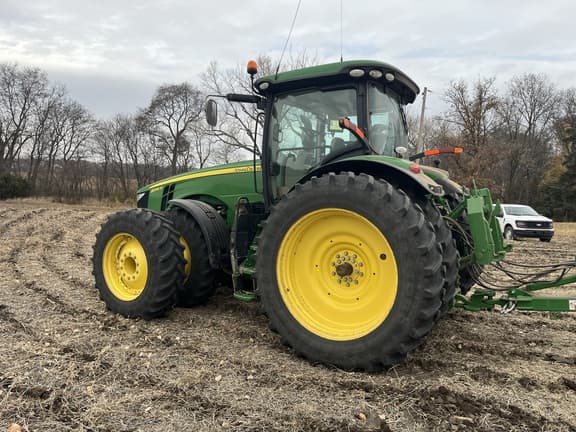 Image of John Deere 8295R equipment image 2