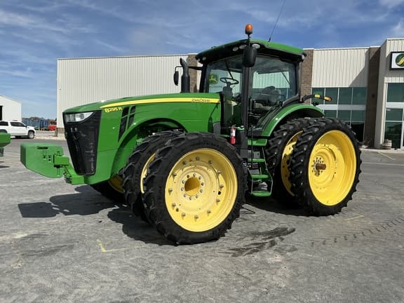 Image of John Deere 8295R equipment image 4
