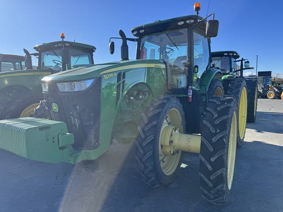 2016 John Deere 8295R Equipment Image0