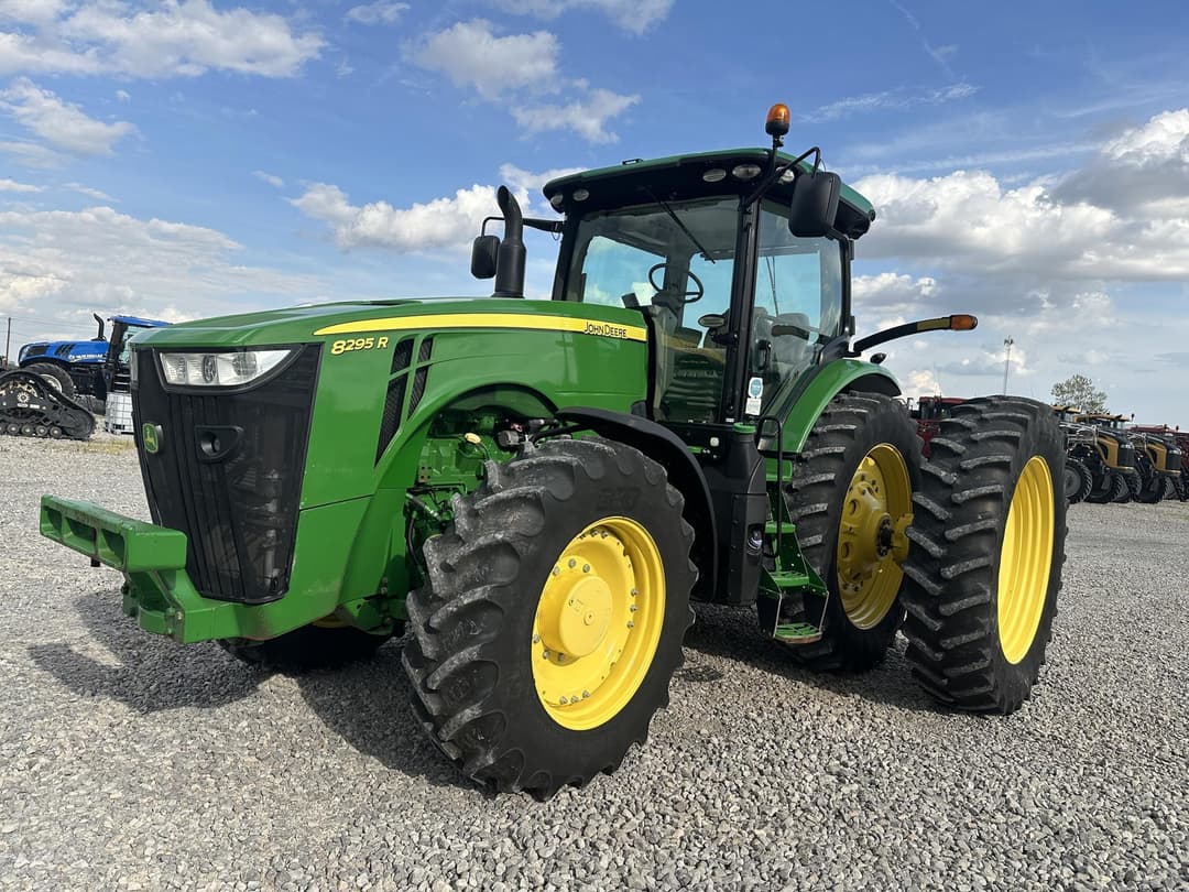 Image of John Deere 8295R Primary image