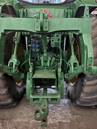 Image of John Deere 8295R equipment image 3