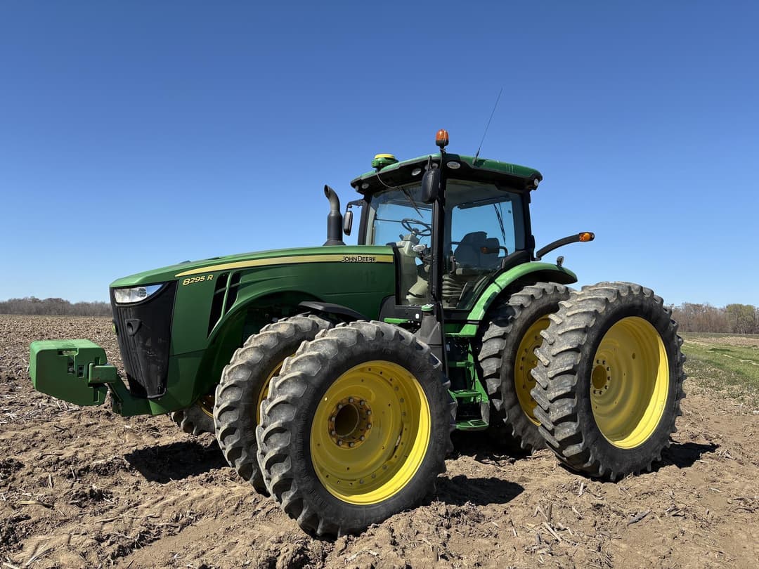 Image of John Deere 8295R Primary image