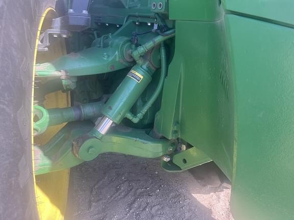 Image of John Deere 8295R equipment image 2