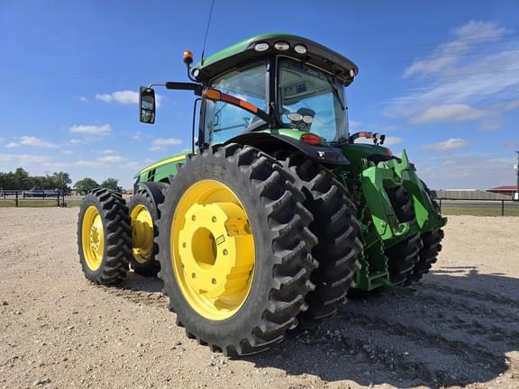 Image of John Deere 8295R equipment image 2