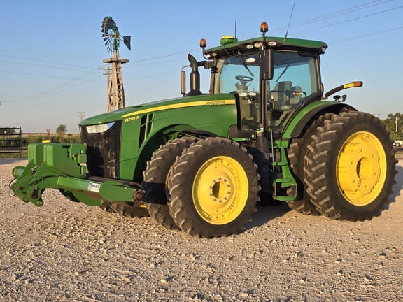2016 John Deere 8295R Equipment Image0