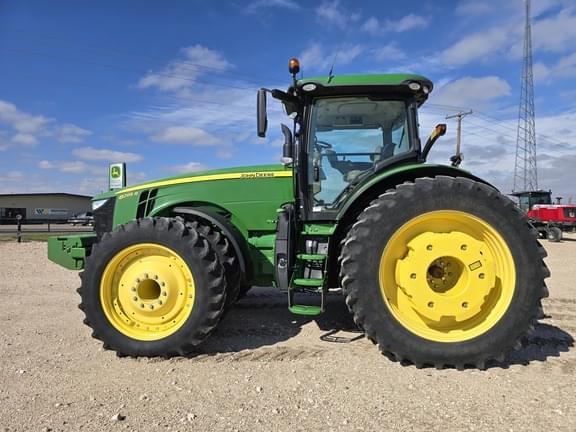 Image of John Deere 8295R equipment image 1