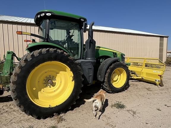 Image of John Deere 8295R equipment image 2