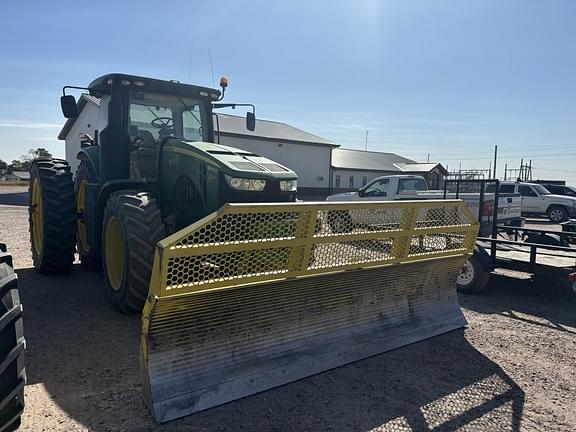 Image of John Deere 8295R equipment image 3