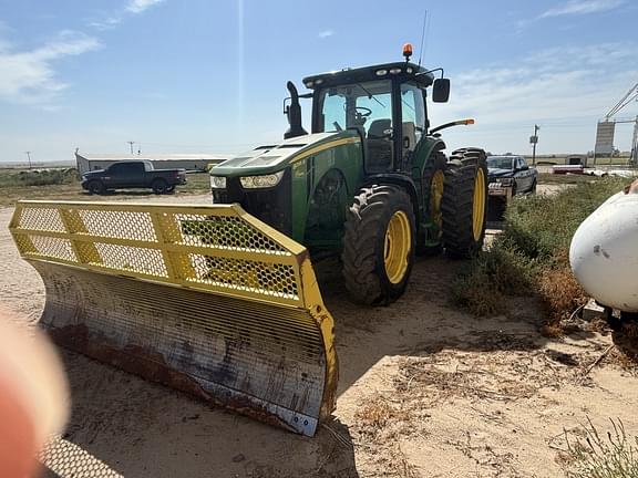 Image of John Deere 8295R equipment image 4