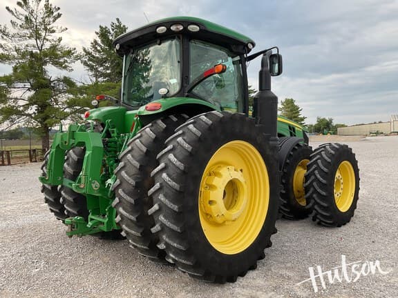 Image of John Deere 8320R equipment image 4