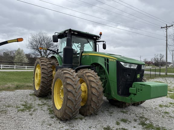 Image of John Deere 8320R equipment image 1