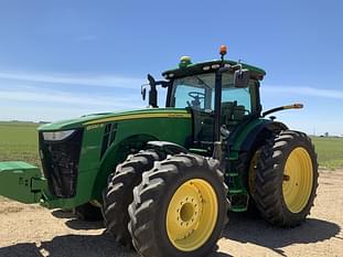 2016 John Deere 8320R Equipment Image0