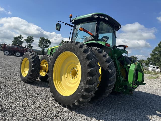 Image of John Deere 8320R equipment image 4