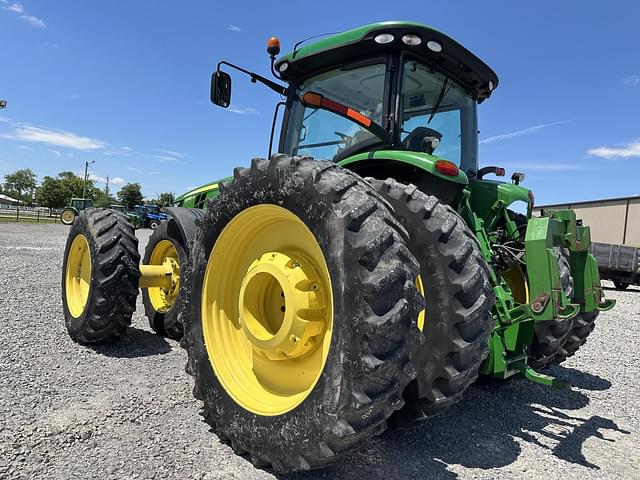 Image of John Deere 8320R equipment image 4