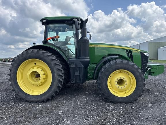 Image of John Deere 8320R equipment image 3