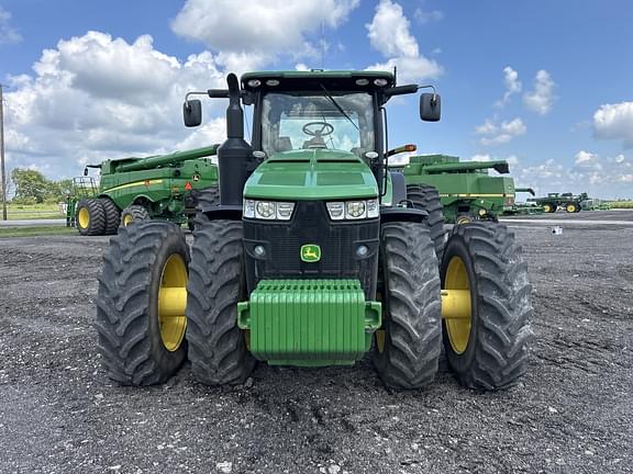 Image of John Deere 8320R equipment image 4