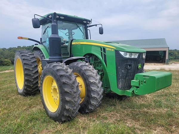 Image of John Deere 8320R equipment image 1