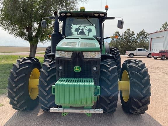 Image of John Deere 8320R equipment image 3