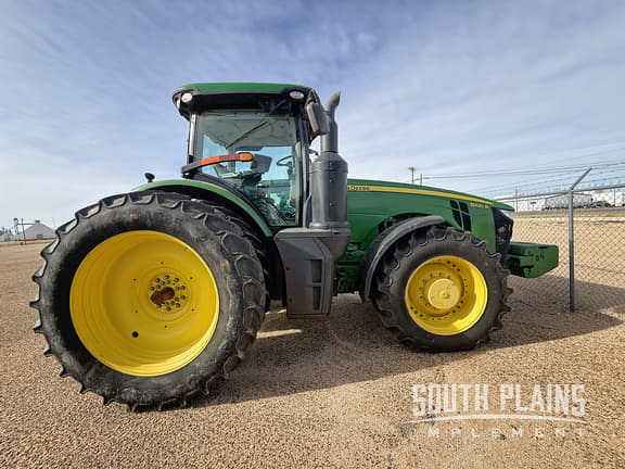 Image of John Deere 8320R equipment image 1