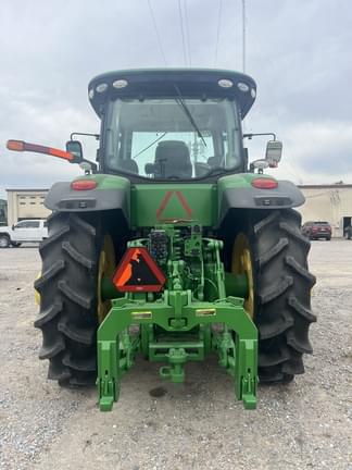 Image of John Deere 8320R equipment image 4