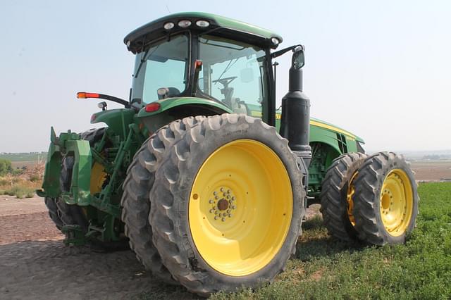 Image of John Deere 8320R equipment image 4