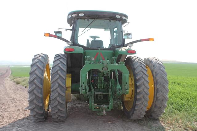 Image of John Deere 8320R equipment image 3