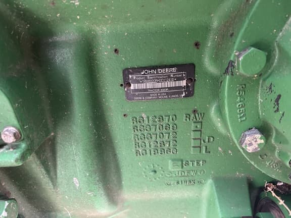 Image of John Deere 8320R equipment image 1