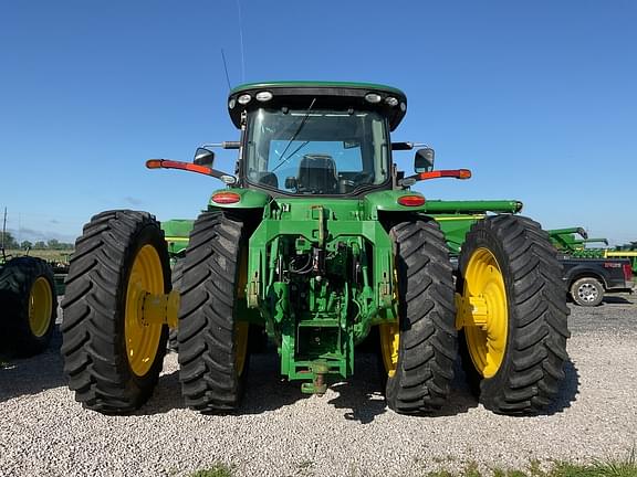 Image of John Deere 8320R equipment image 4