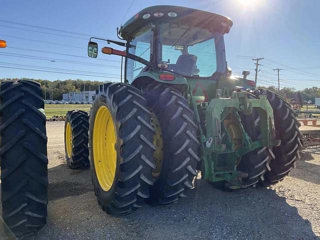 Image of John Deere 8320R equipment image 1