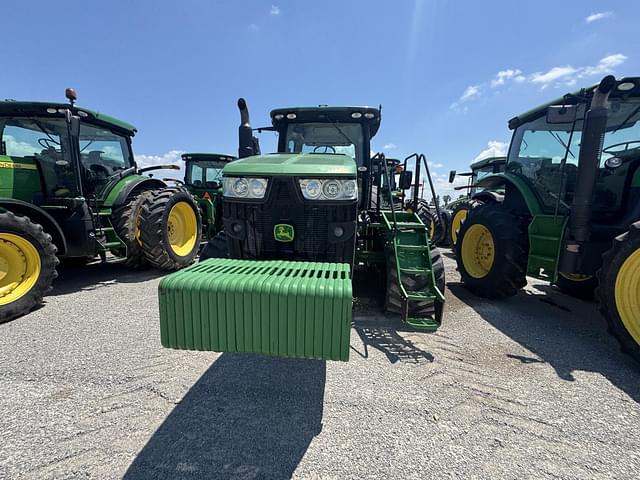 Image of John Deere 8320RT equipment image 4