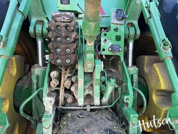 Image of John Deere 8345R equipment image 4