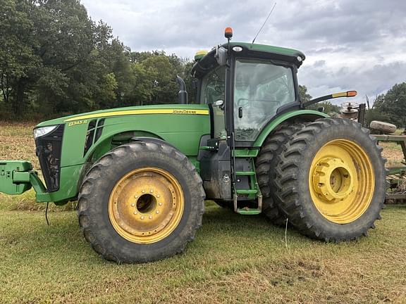 Image of John Deere 8345R equipment image 2