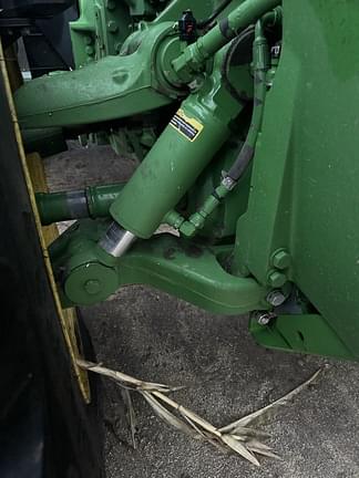 Image of John Deere 8345R equipment image 2