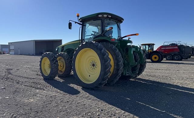 Image of John Deere 8345R equipment image 3