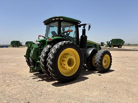 Image of John Deere 8345R equipment image 4
