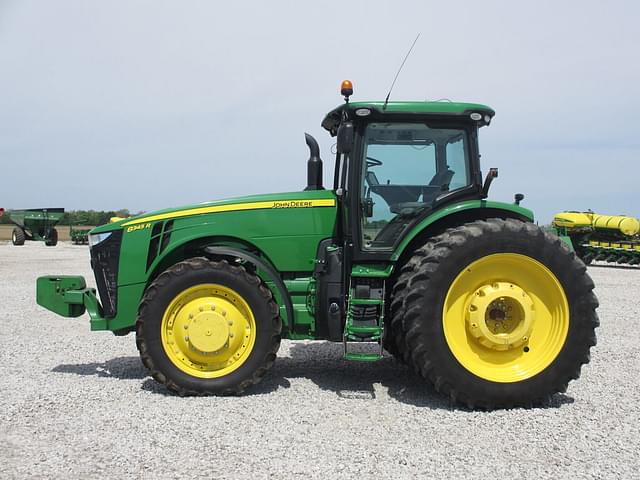 Image of John Deere 8345R equipment image 1