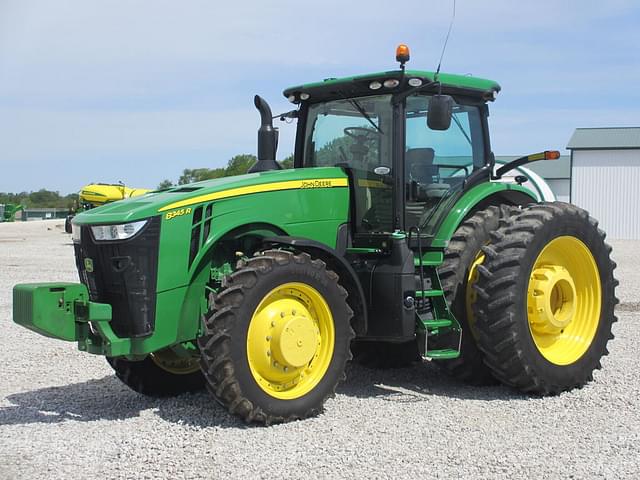 Image of John Deere 8345R equipment image 2