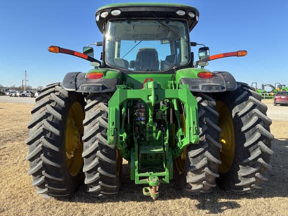 Image of John Deere 8345R equipment image 3