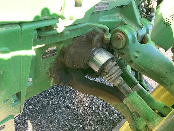 Image of John Deere 8345R equipment image 4