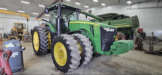 Image of John Deere 8345R equipment image 1