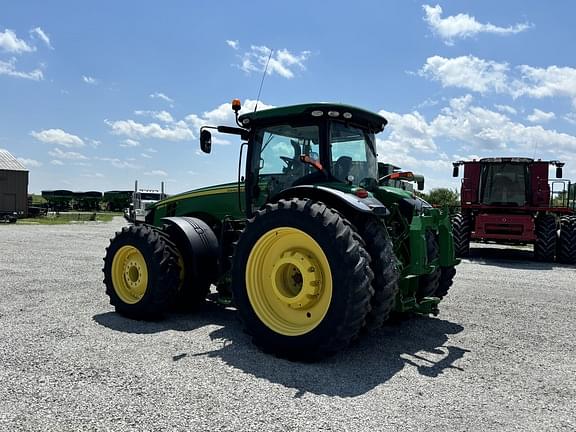 Image of John Deere 8345R equipment image 2