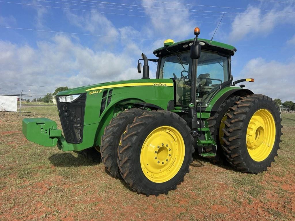 2016 John Deere 8345R Equipment Image0