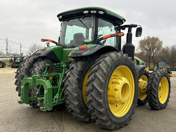 Image of John Deere 8345R equipment image 4