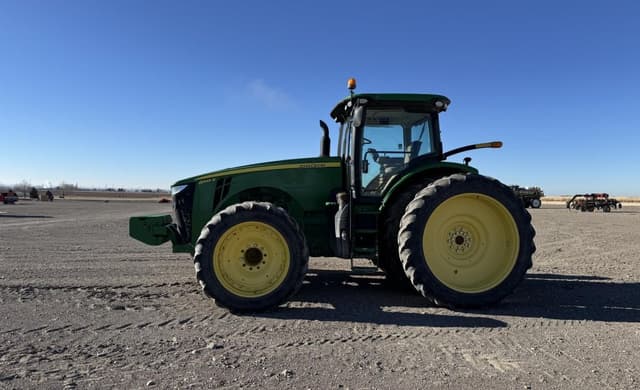Image of John Deere 8345R equipment image 3