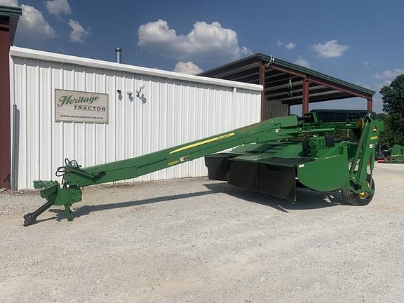 Image of John Deere 835 equipment image 1